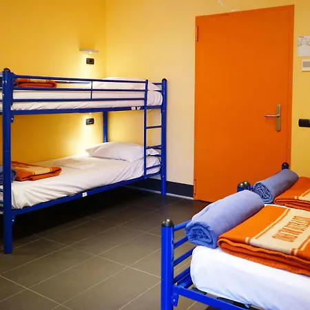 Aig Piero Rotta Hostel *